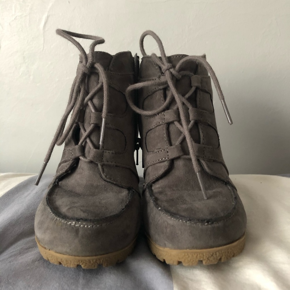 Lace up wedge shoes